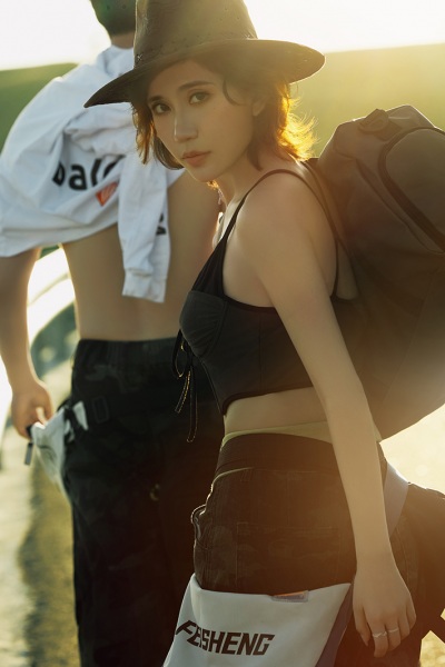 伊北牧场-电影感黄昏