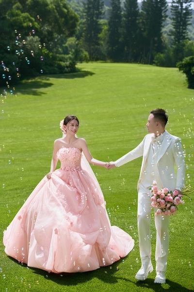 MR.刘&MRS.张「高尔夫」